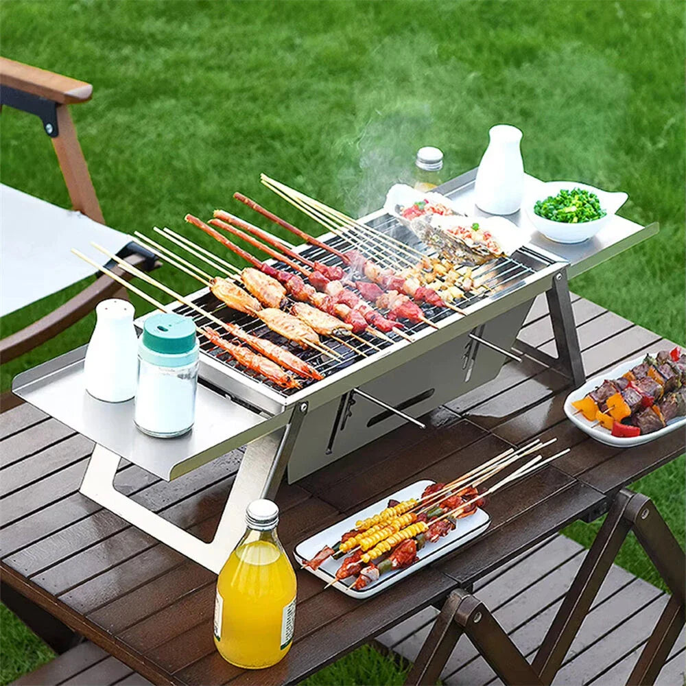 CompactGrill™ | Profitez d’un barbecue facile lors de toutes vos activités en plein air.