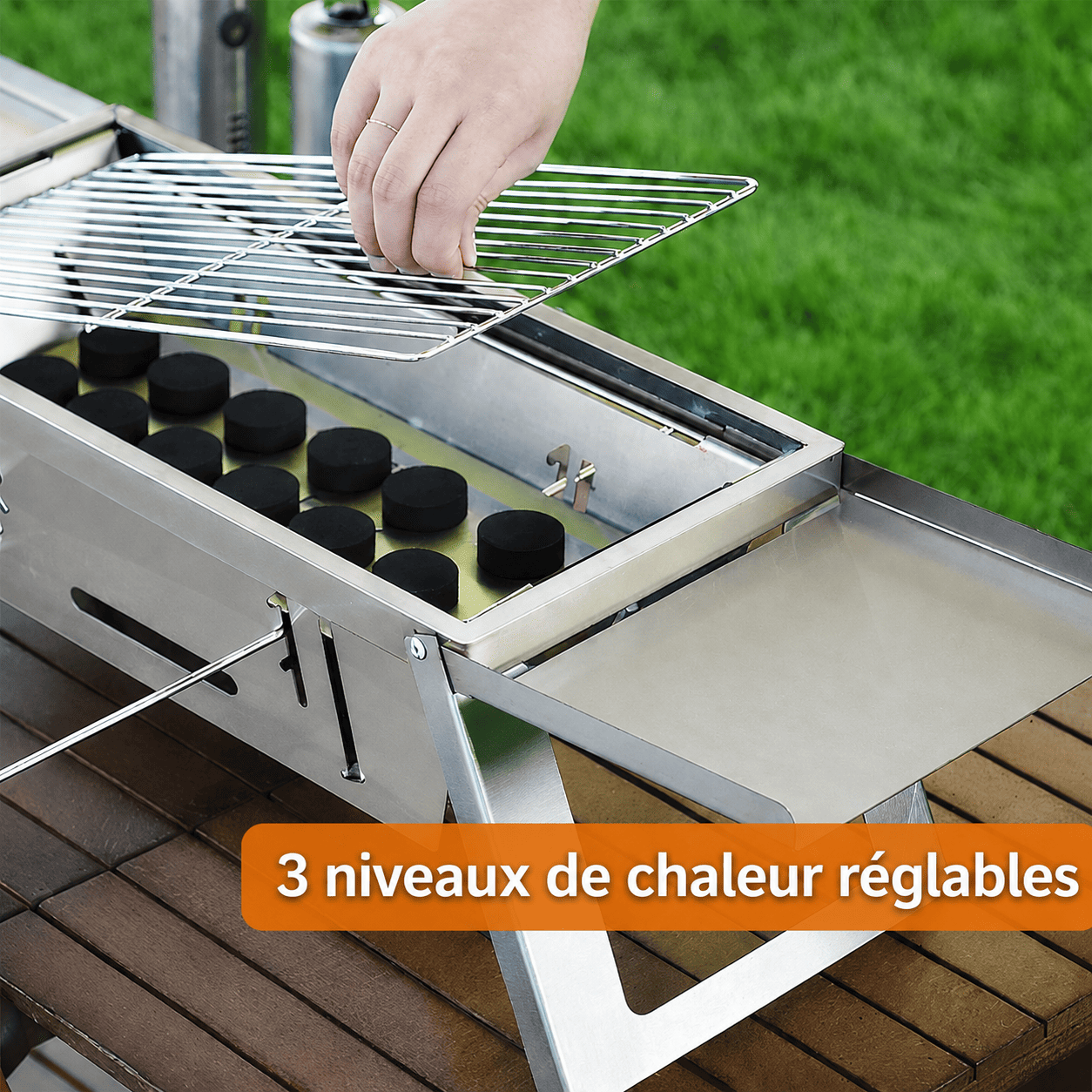 CompactGrill™ | Profitez d’un barbecue facile lors de toutes vos activités en plein air.