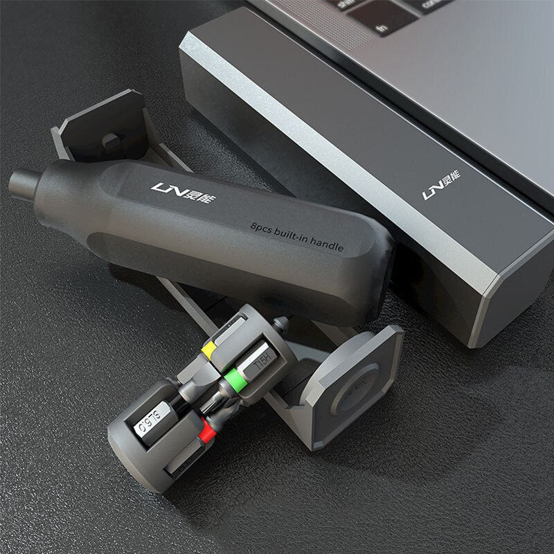Multitool™ | Toutes vos vis dans un coffret d’outils élégant !