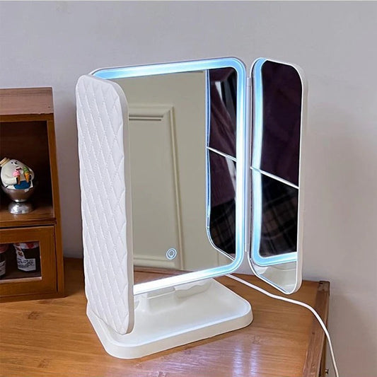 GlowMate™ | Apportez de la lumière à votre routine beauté.